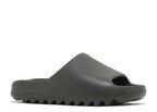 YEEZY SLIDE DARK ONYX