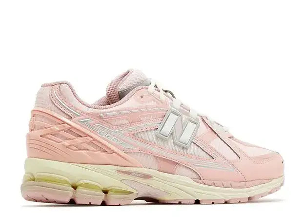 NEW BALANCE 1906U LUNAR NEW YEAR SHELL PINK