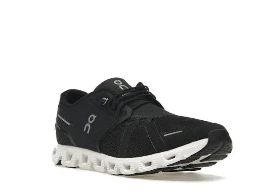 ON RUNNING CLOUD 5 BLACK WHITE