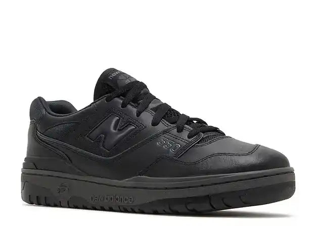NEW BALANCE 550 TRIPLE BLACK