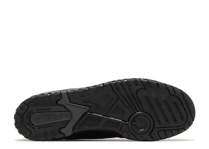 NEW BALANCE 550 TRIPLE BLACK