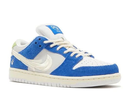 SB DUNK LOW GARDENIA
