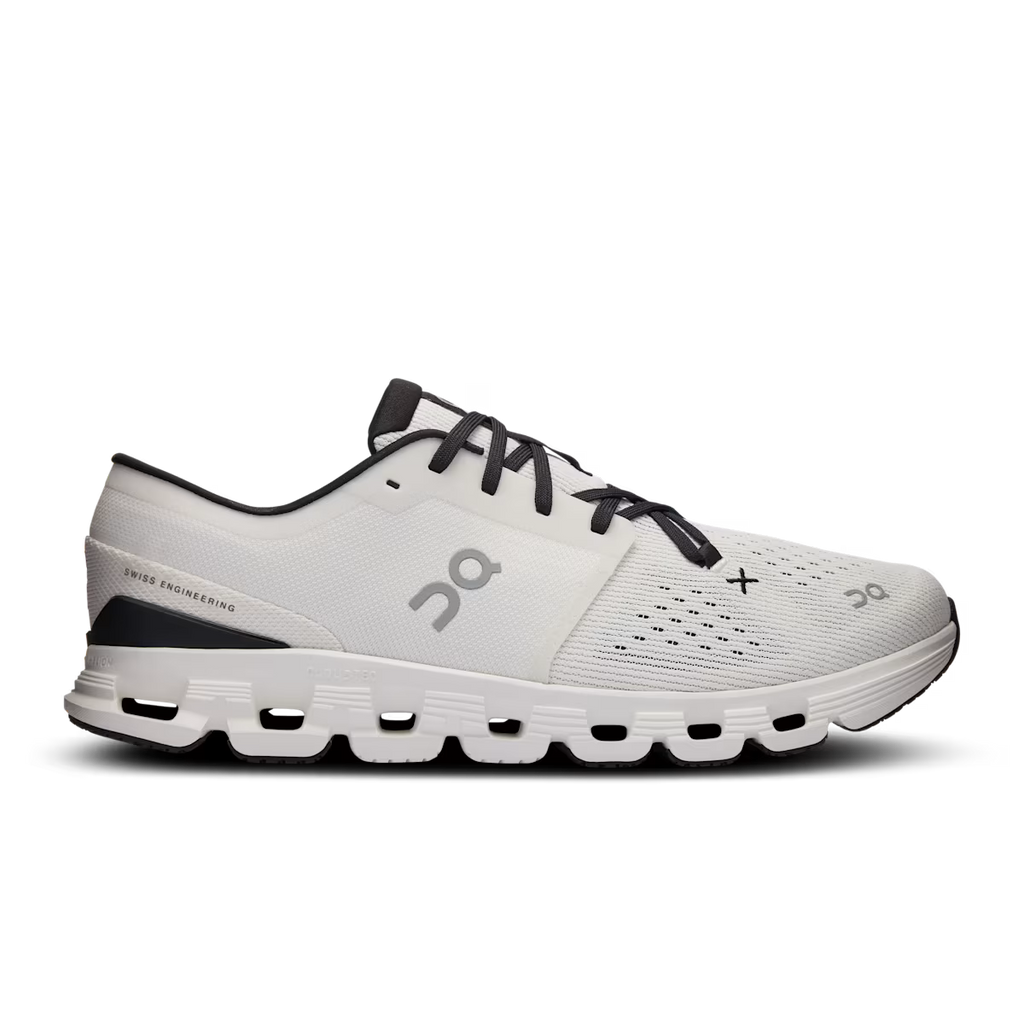 ON RUNNING CLOUD X 4 IVORY BLACK