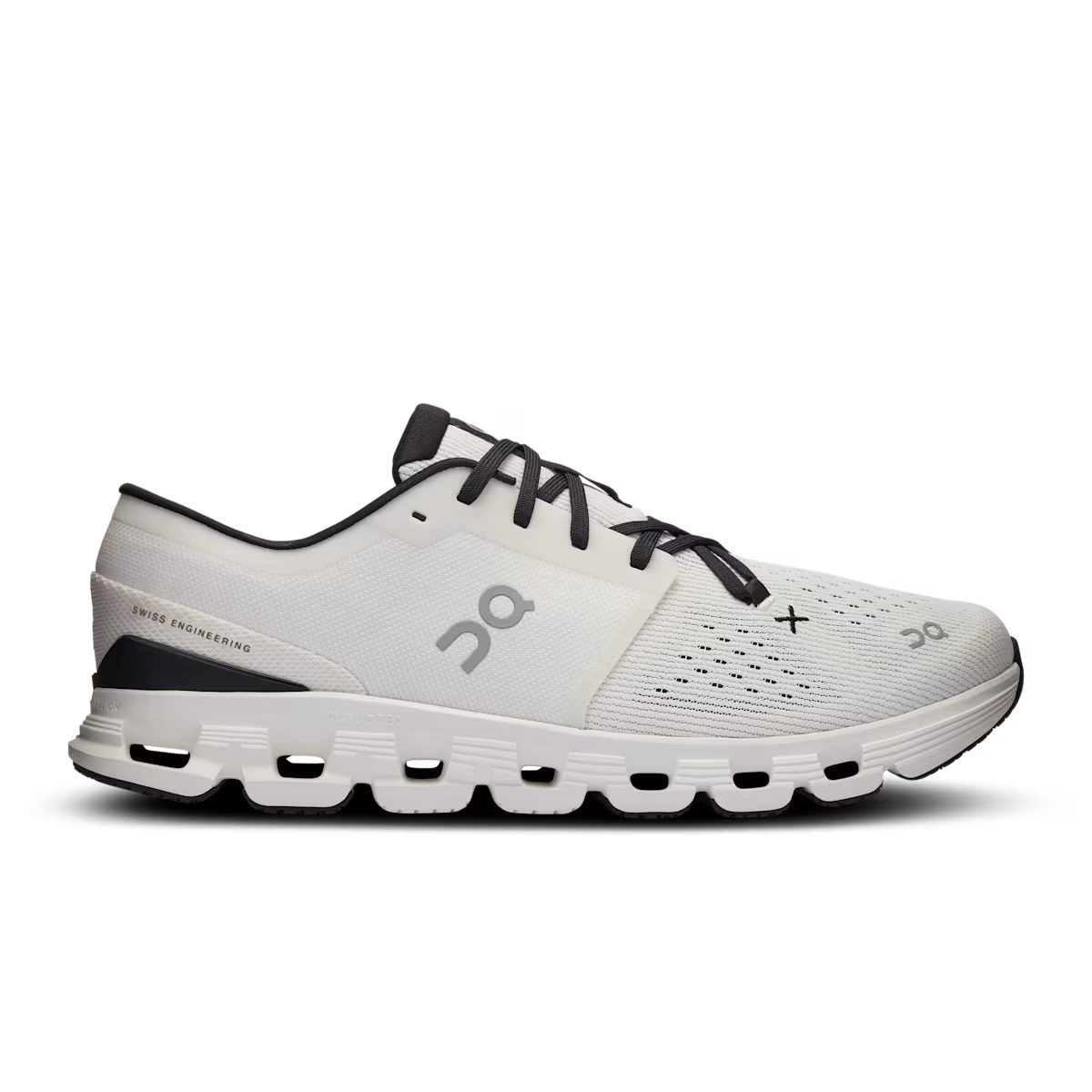 ON RUNNING CLOUD X 4 IVORY BLACK